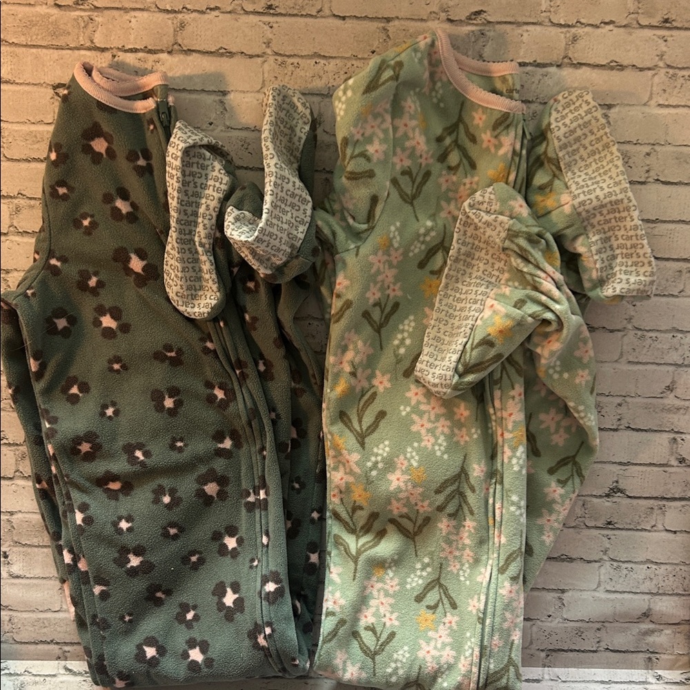 Carter's Fleece Pajama Bundle (6) - Picture 5 of 9